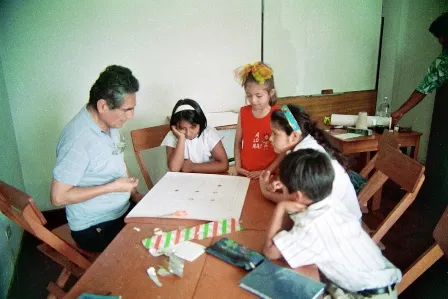 En Memoria del profesor Holguer Valqui